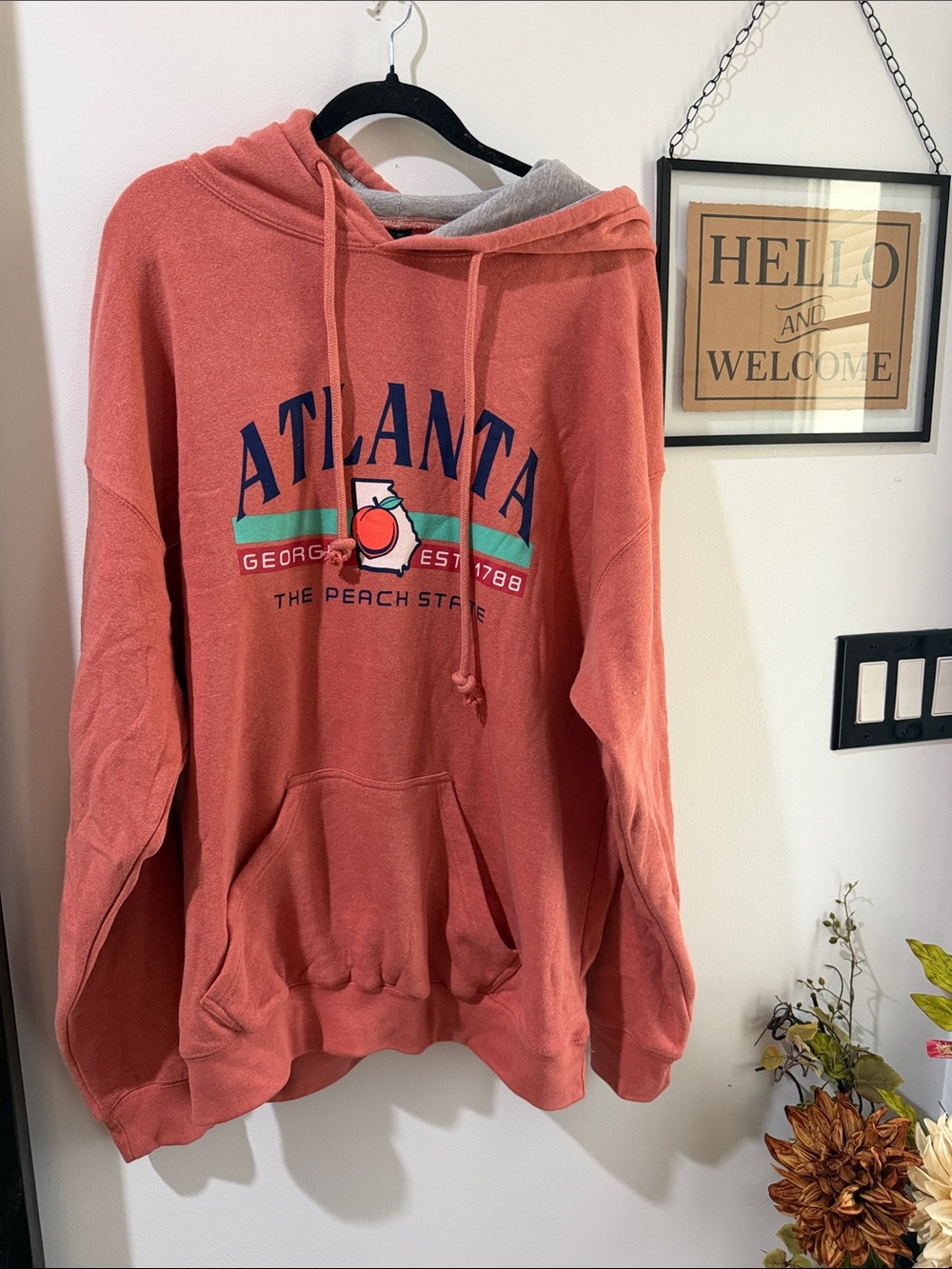 Atlanta Peach Graphic Hoodie Sweater - Coral